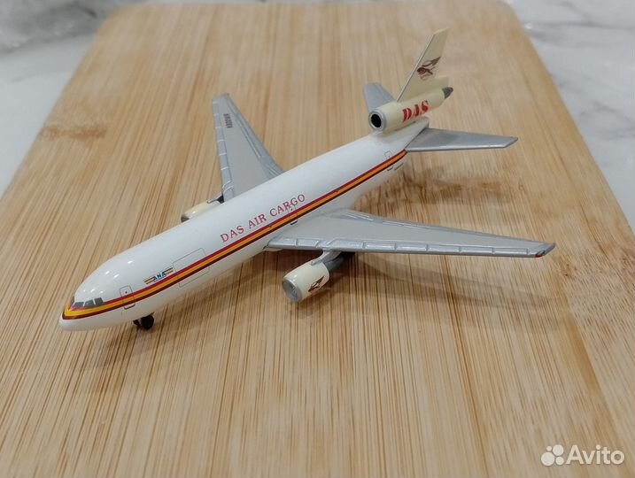 Самолёт McDonnell Douglas DC-10-30F 