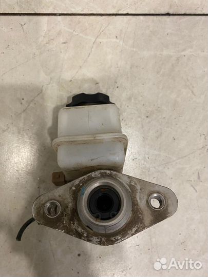 Главный тормозной цилиндр Hyundai Accent