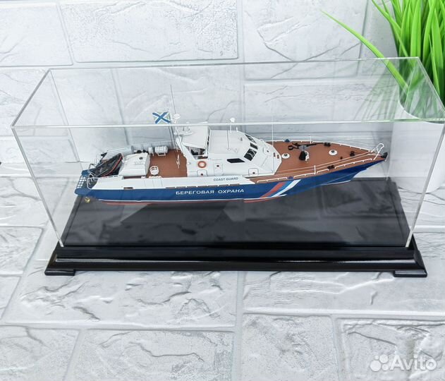 Модель катера