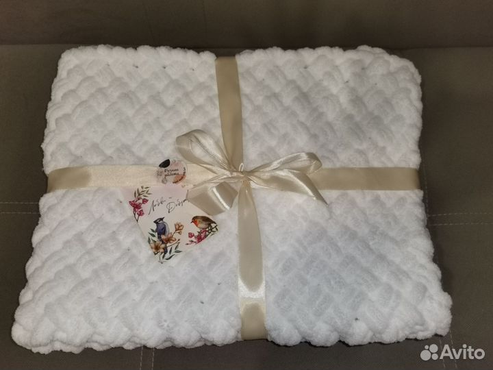 Детские пледы ручной работы из плюшевой пряжи