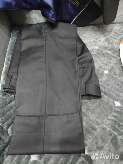 Костюм мужской