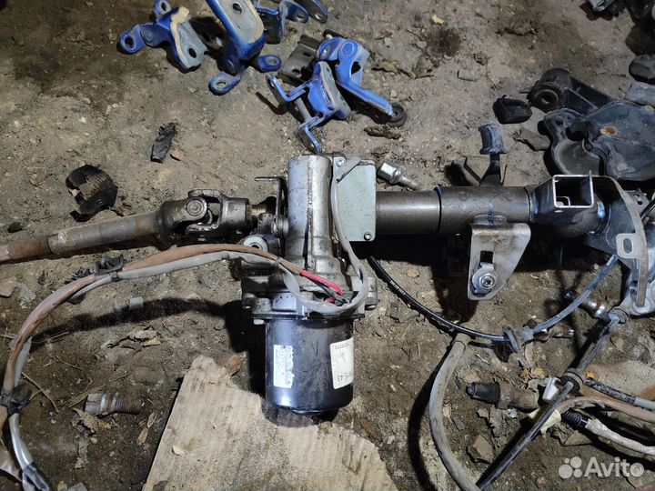 Peugeot 107 колонка рулевая