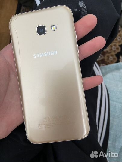 Телефон Samsung galaxy a5 2017