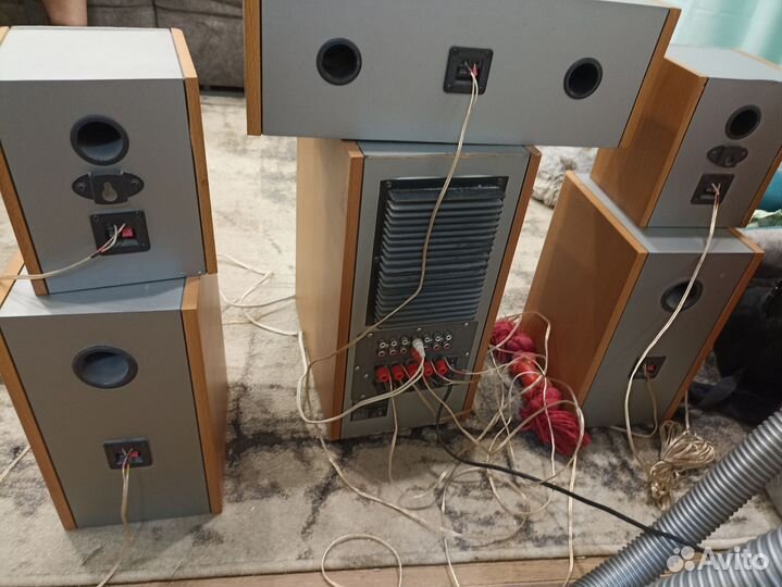 Акустика 5.1 sven