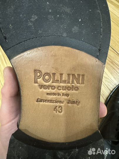 Туфли Pollini