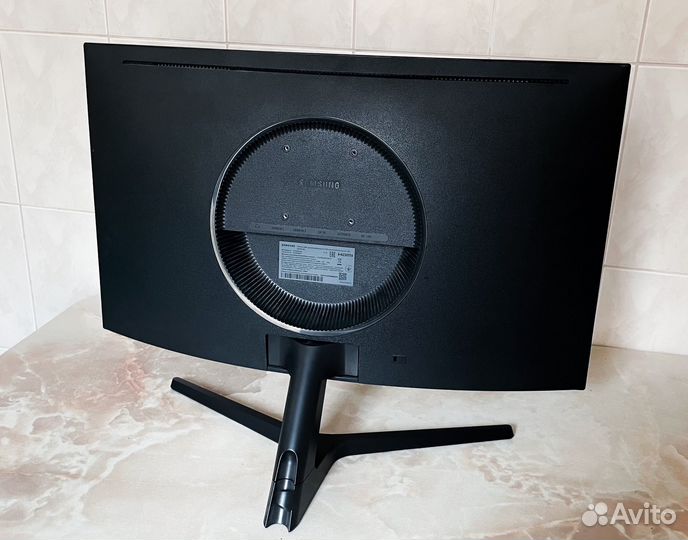 Монитор Samsung odyssey c27rg50fqi