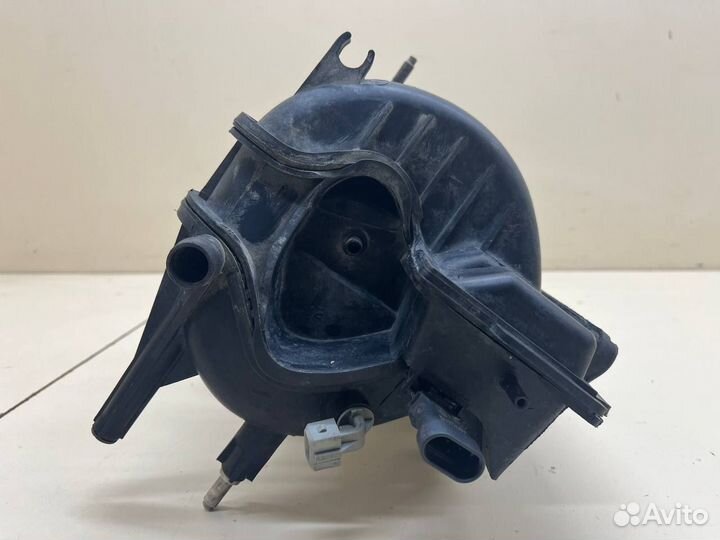 Коллектор впускной Renault Logan 1 2005-2014