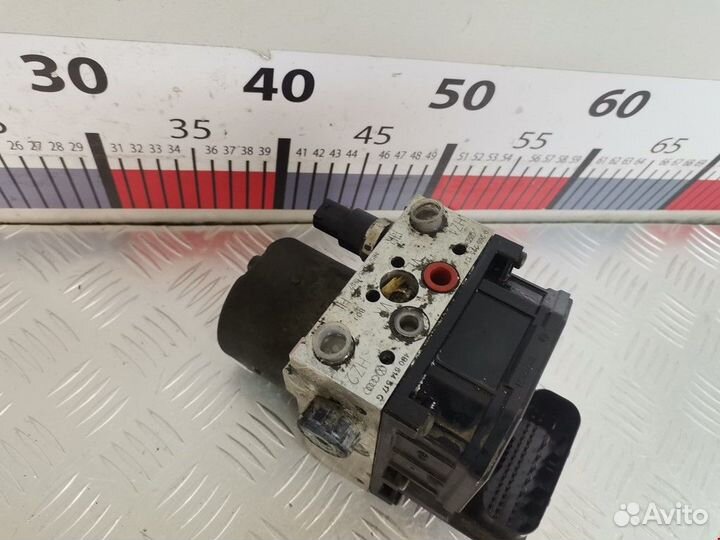 Блок ABS Volkswagen Passat B5 2001 4B0614517J