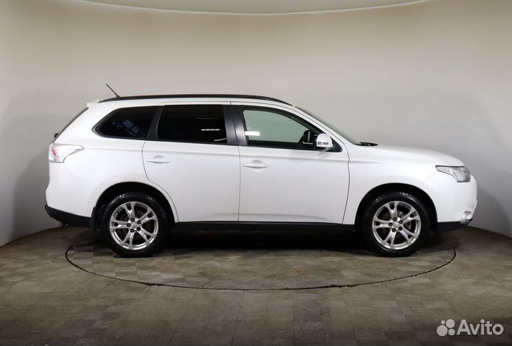 Mitsubishi Outlander 2.4 CVT, 2014, 98 500 км