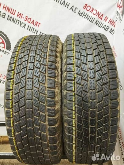 Hankook Nordik IS RW08 215/70 R15 98T
