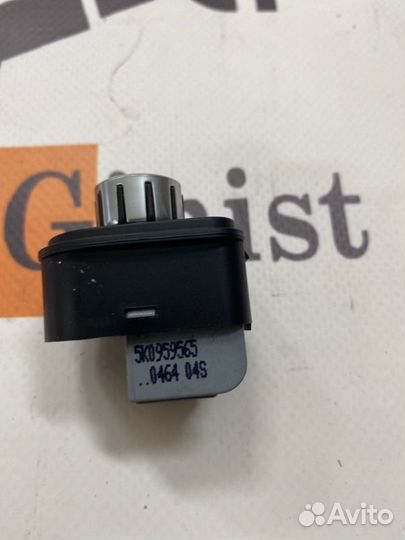 Блок управления зеркалами Vw Passat CC 3.6 2008