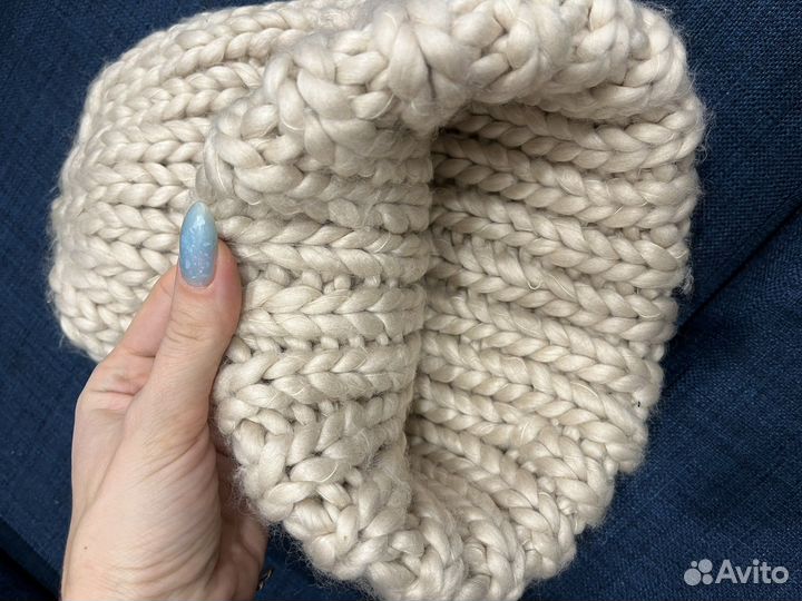 Шапка новая крупная вязка база