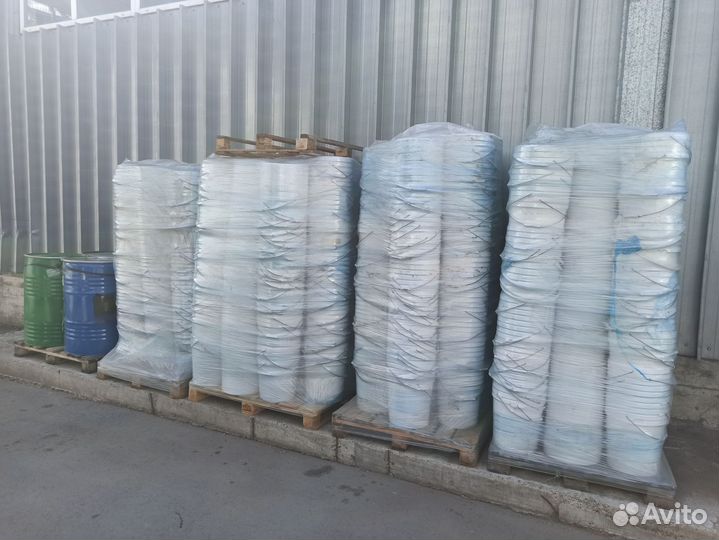 Ведро пластиковое с крышкой 20 литров бу