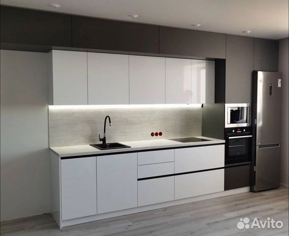 Маленькая кухня/ кухня в студию/ мебель на заказ