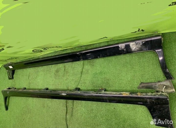 Накладка на порог nissan wingroad Y11 76852WD400