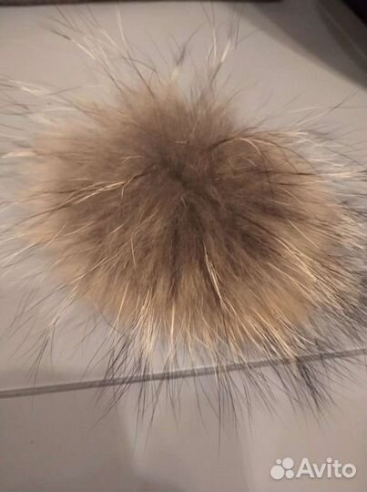 Меховые помпоны