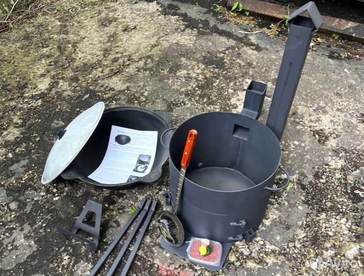 Казан чугунный с печкой