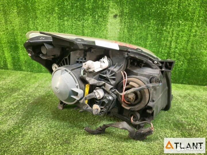 Фара передняя левая toyota avensis