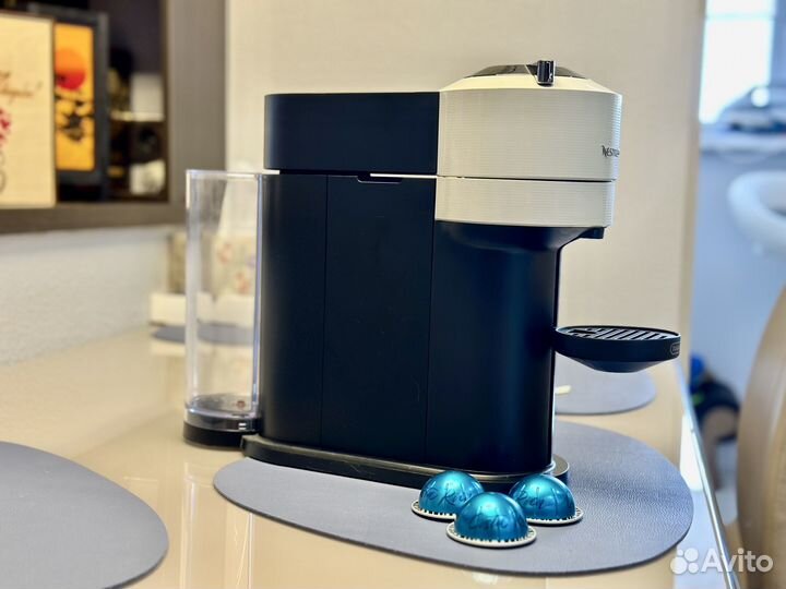 Капсульная кофемашина Nespresso vertuo с капсулами