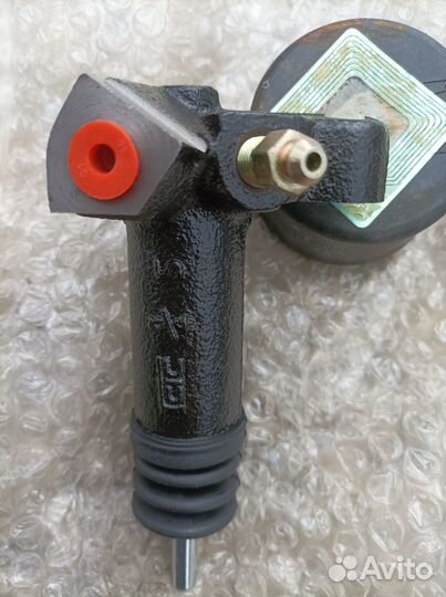 Цилиндр сцепления рабочий