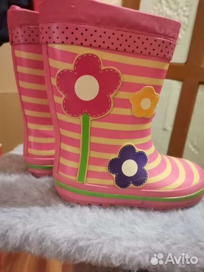 Резиновые сапоги для девочки 24,26,31 размеры