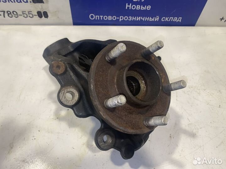 Кулак поворотный левый Ford Focus 3 2011-2019