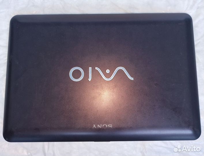 Нетбук Sony vaio Модель vpcw12S1R