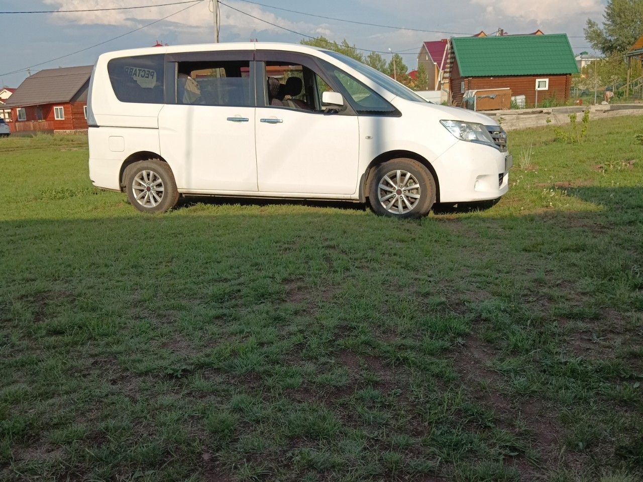 Nissan Serena: фото из отзыва