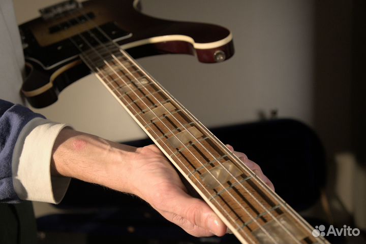 Бас-гитара Jolana D-bass