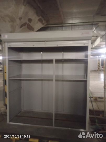 Металлические шкафы в паркинг