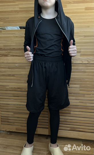 Спортивный костюм