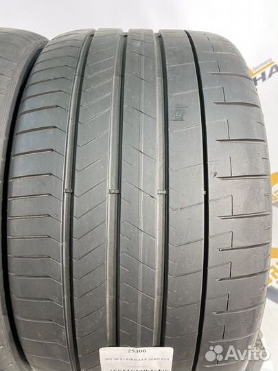 Pirelli P Zero PZ4 305/30 R21 104Y