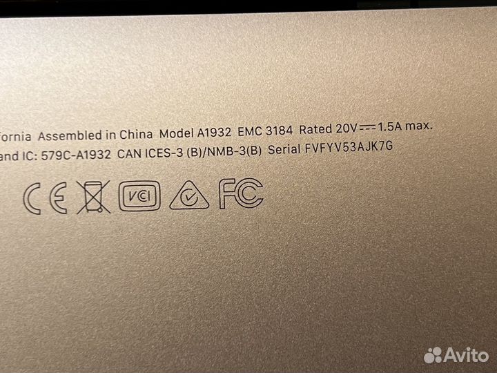 Apple MacBook Air 13 2019 256 SSD 219 циклов