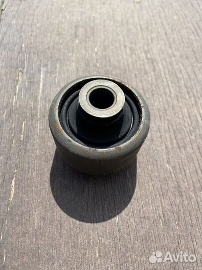 Сайлентблок переднего рычага Renault Megane II