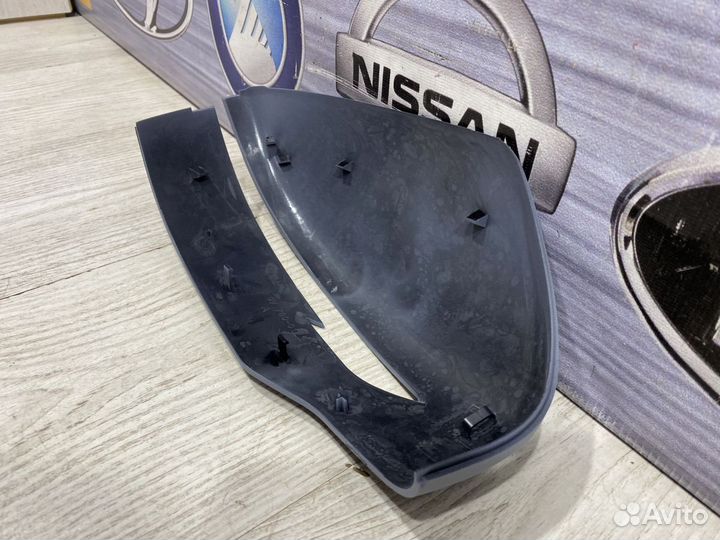 Накладка Крышка Зеркала nissan qashqai J11 Лев