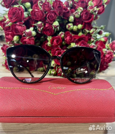 Солнцезащитные очки женские cartier