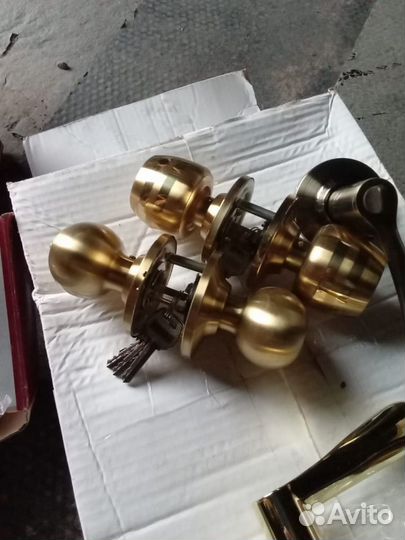 Дверные ручки межкомнатные