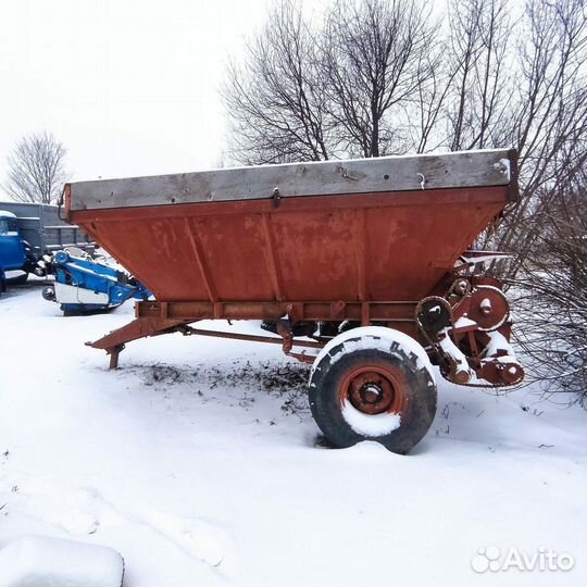Разбрасыватель удобрений УралАгроМаш МВУ-6Г, 1990