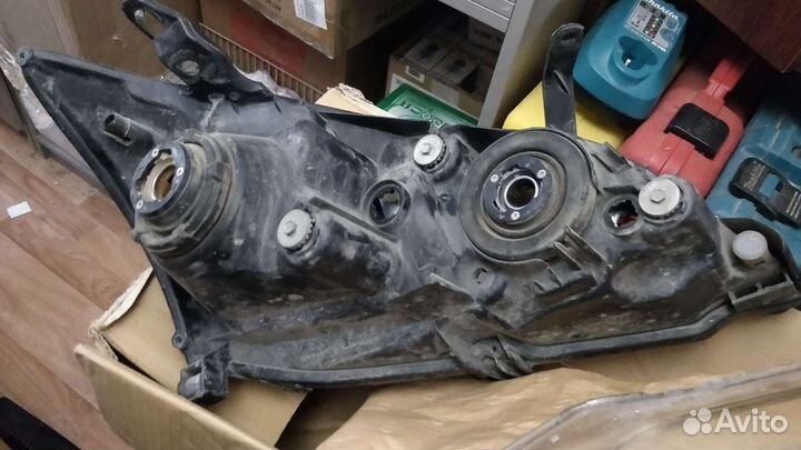 Фара для Toyota Will VS