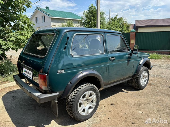 LADA 4x4 (Нива) 1.7 МТ, 2009, 125 000 км