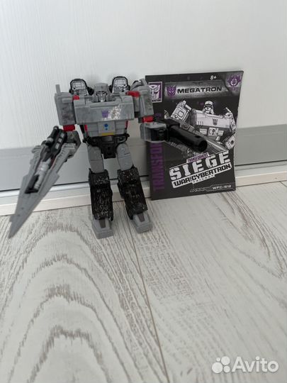 Трансформер Megatron от Hasbro