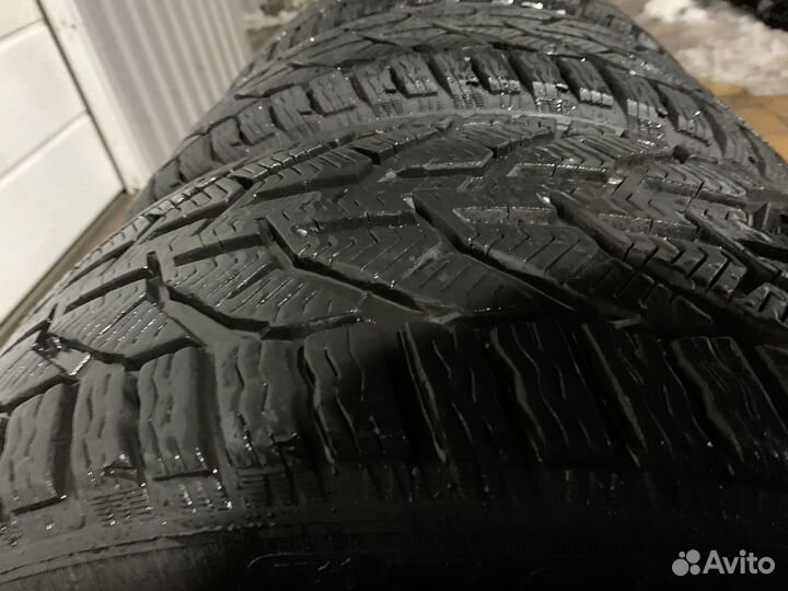 Tigar Winter 235/45 R18 98V