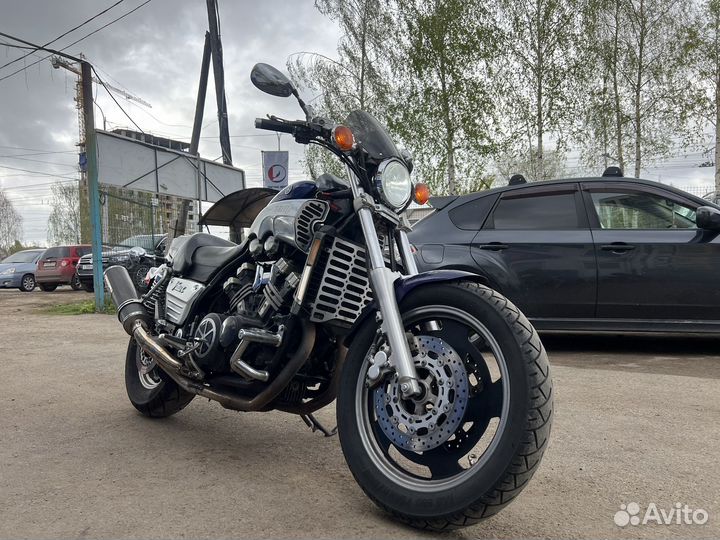 Yamaha V-MAX 1200