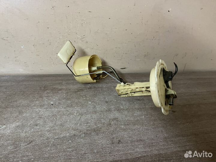 Датчик уровня топлива Nissan Largo VNW30 CD20