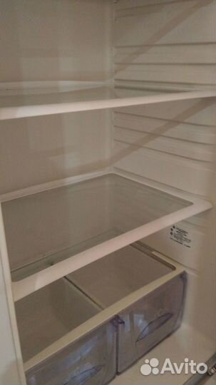 Холодильник бирюса 132R