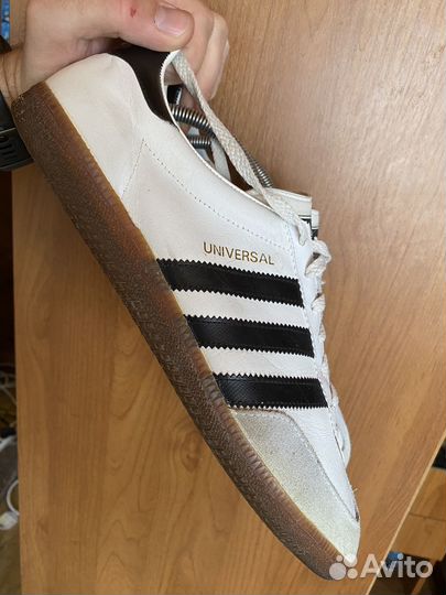 Adidas universal