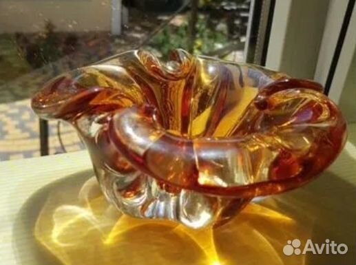 Ваза конфетница цветное стекло