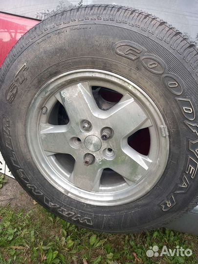 Goodyear Wrangler ST 215/75 R16