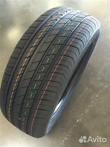 Grenlander L-Zeal56 255/35 R20 97W
