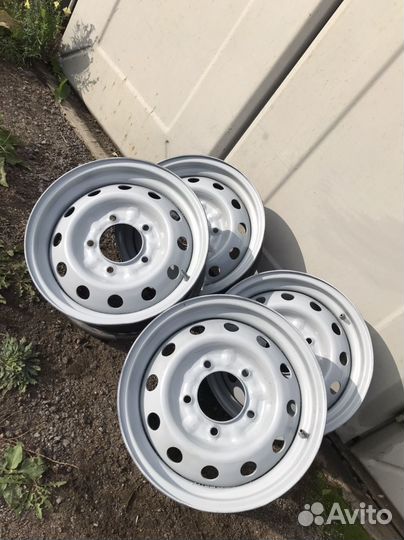 Диски штампованные R15 на ниву